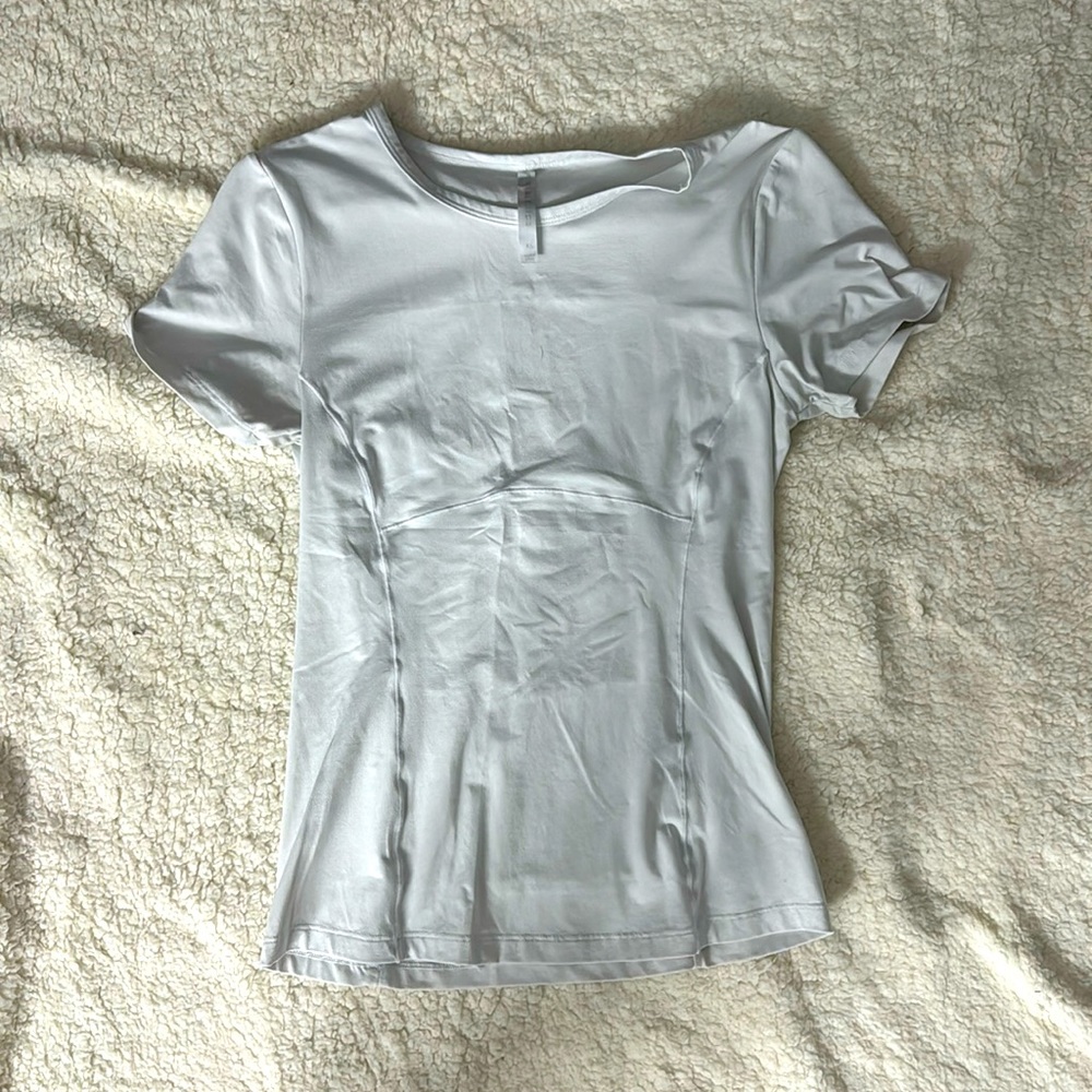 Fabletics shirt